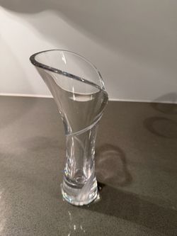 Vintage Mikasa Peppermint Twist Crystal Vase 8" – Clear Heavy Glass Spiral Swirl