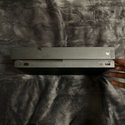 Xbox One X 2018