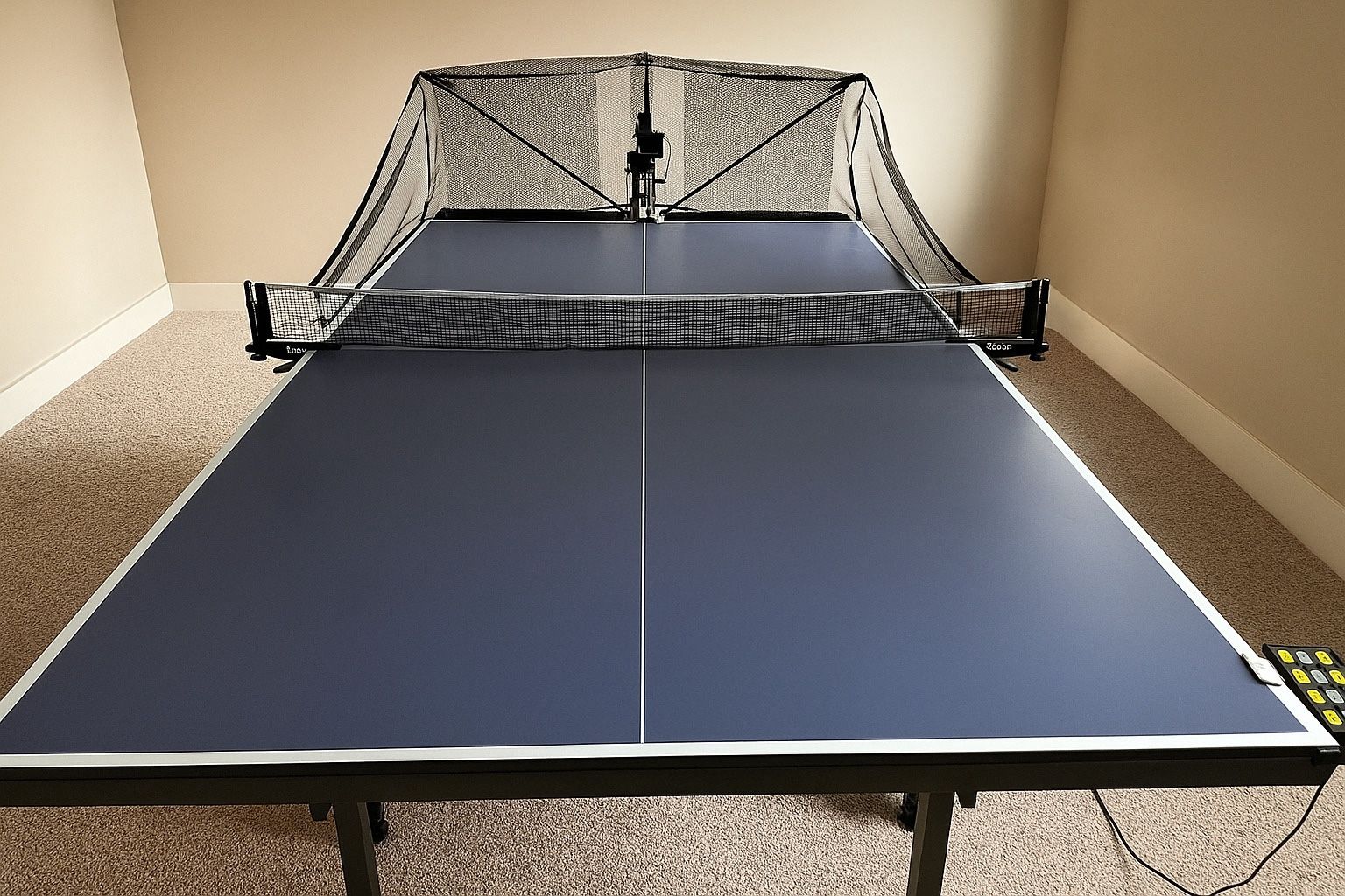 Stiga Table Tennis Table + Suz Robot