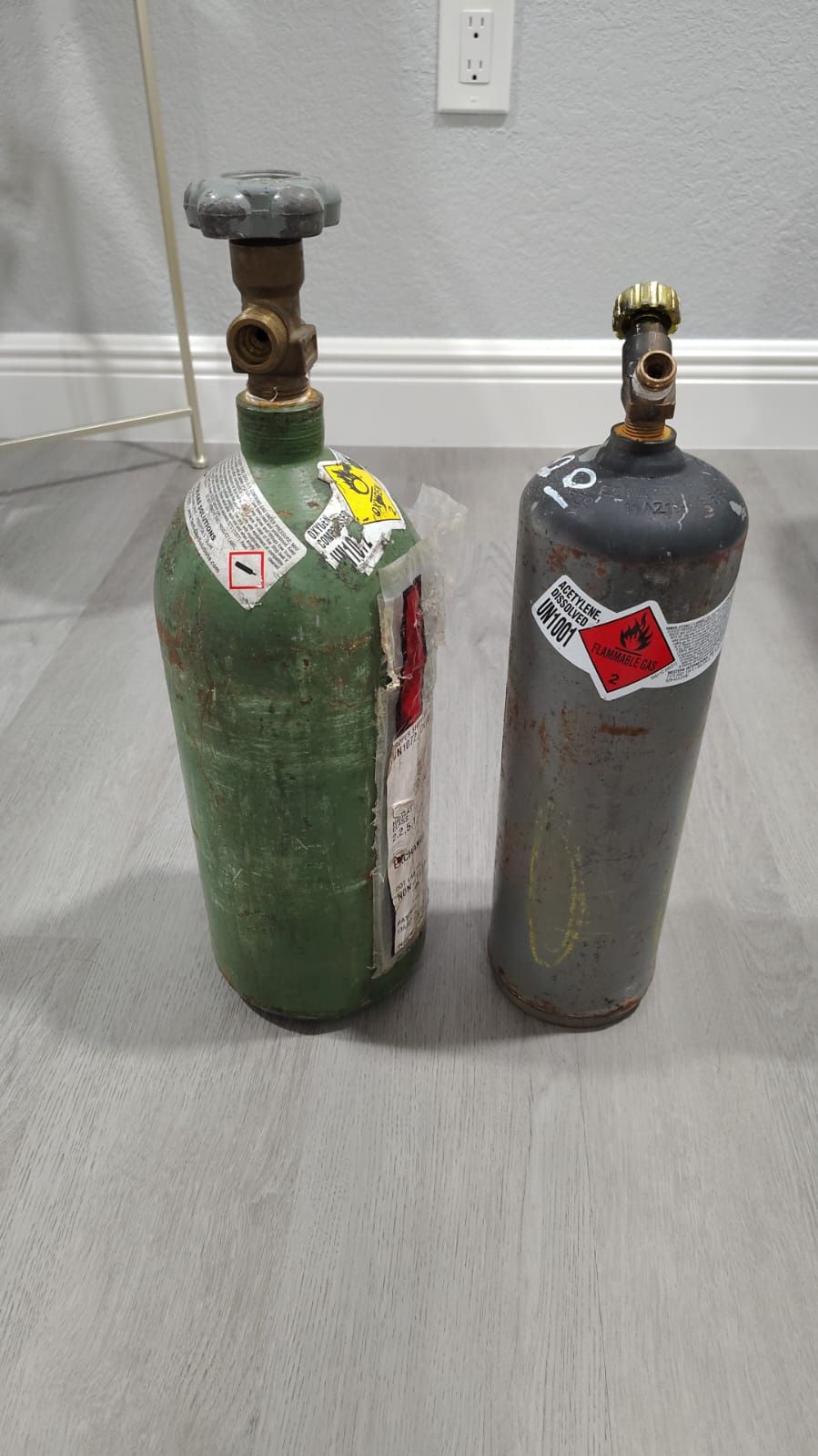 Tanques De Oxígeno Y Acetileno