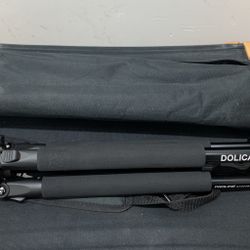 Dolica GX600B200 60-Inch Proline Aluminum Tripod with Ball Head