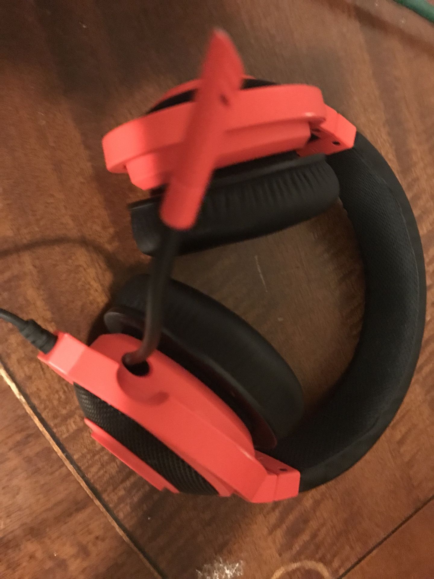 Razer and skullcandy headphones