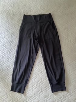 Women’s Lululemon Joggers Size 6