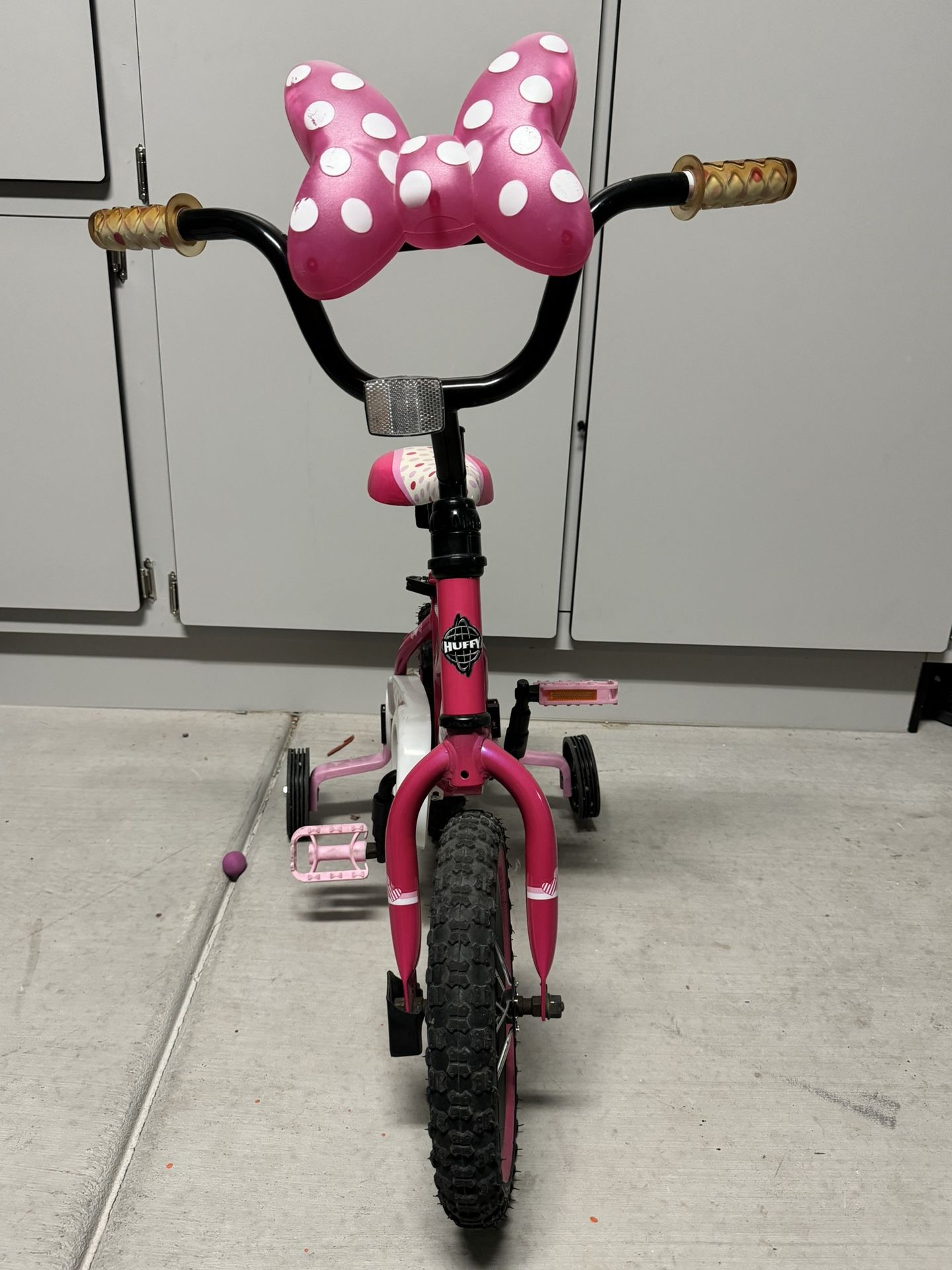 Disney 12 in. Minnie Mouse Bike with Training-Wheels for Girl's, Ages 2"+ Years, Pink by Huffy