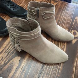 Used Vince Camuto Heels