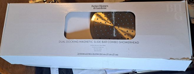 2 NEW SHOWERHEAD COMBO