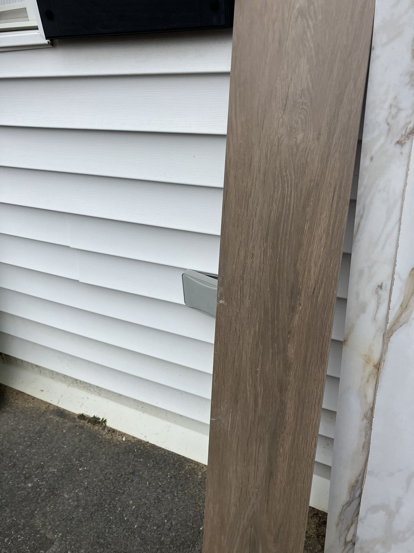Tile 8”x48” 80sqft