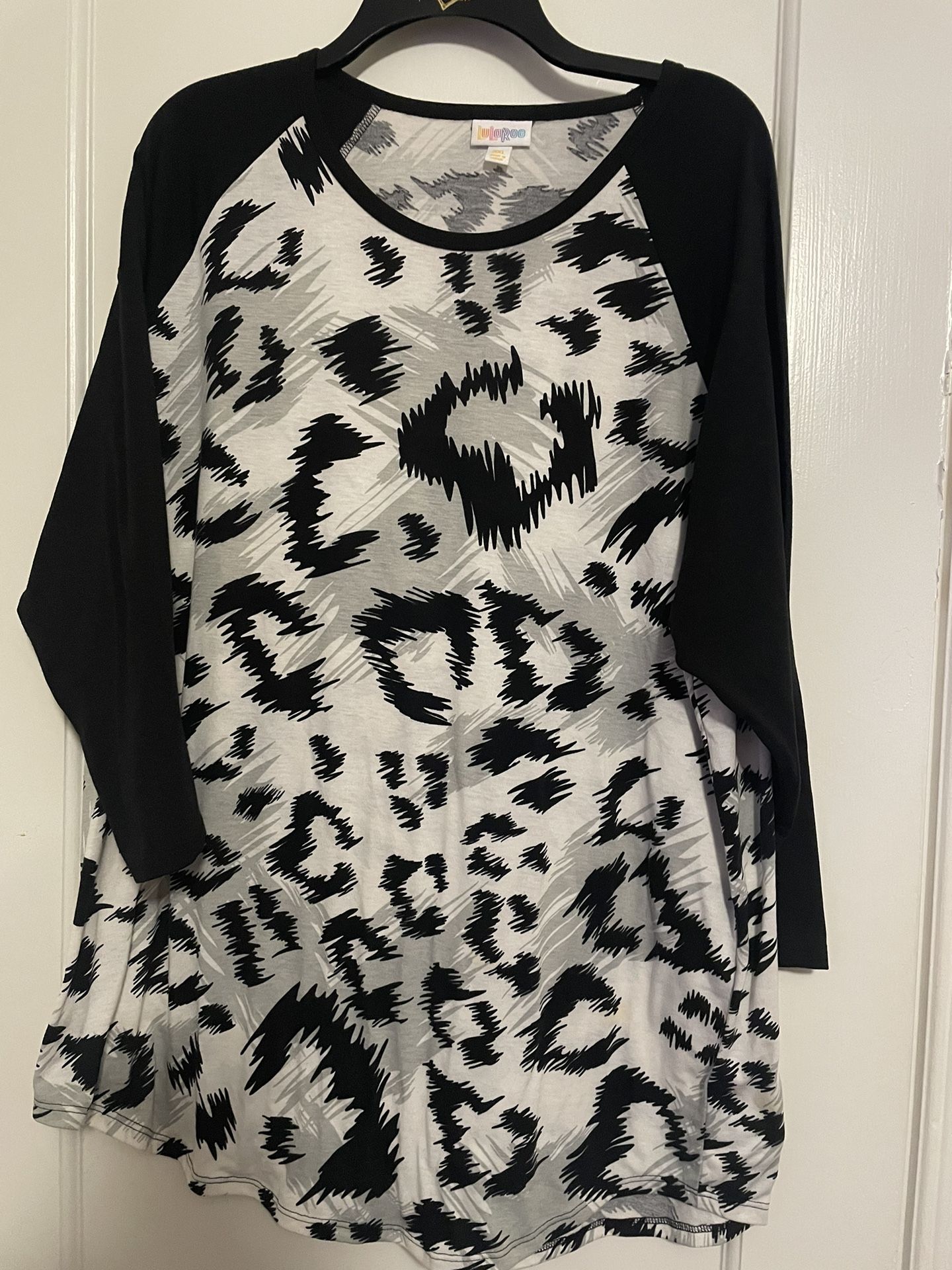 LuLaroe Long Sleeve Shirt