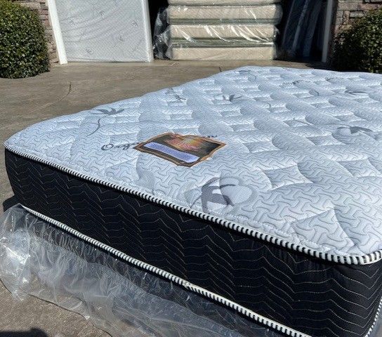 Full Orthopedic Supreme Ultra Plush!!