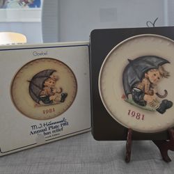 M.J. Hummel Annual Plate