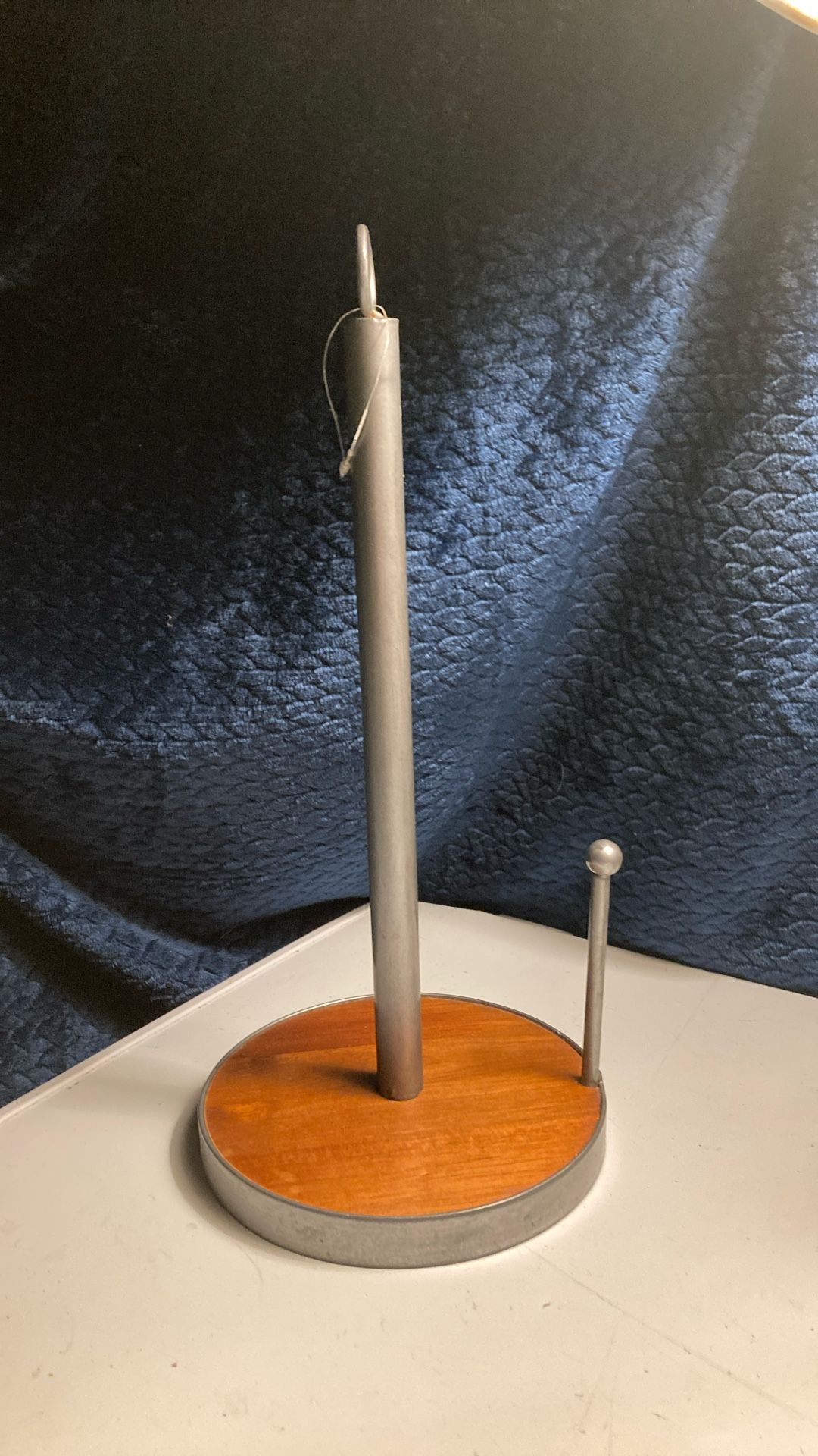 Paper towel roll holder