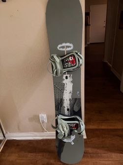 Burton 155 pure pop snowboard and bindings