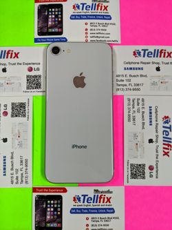 iPhone 8📱 64GB. Factory unlocked 🔓 Like new condition 🎁 With warranty 🧾