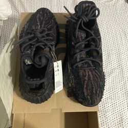 Yeezy Shoes