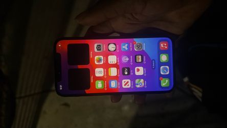 Apple iPhone 12
