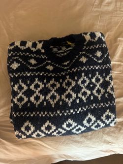 Vince. Mens Large wool sweater