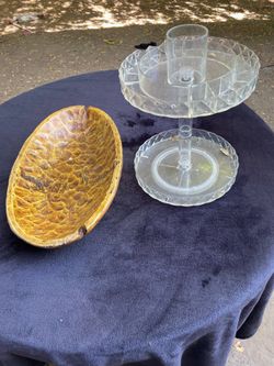 Wooden fruit bowl and lazy Susan