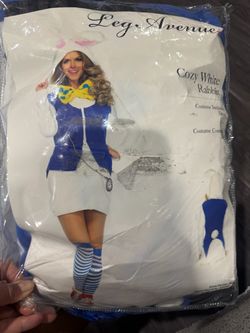 $10-USED WHITE RABBIT ALICE AND WONDERLAND SIZE MEDIUM AS SHOWN IN THE PICTURE. OUTFIT COMPLETE SIZE MEDIUM