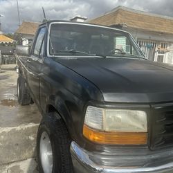 1992 Ford F150 Short Bed