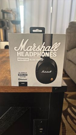 Marshall monitor  headphones
