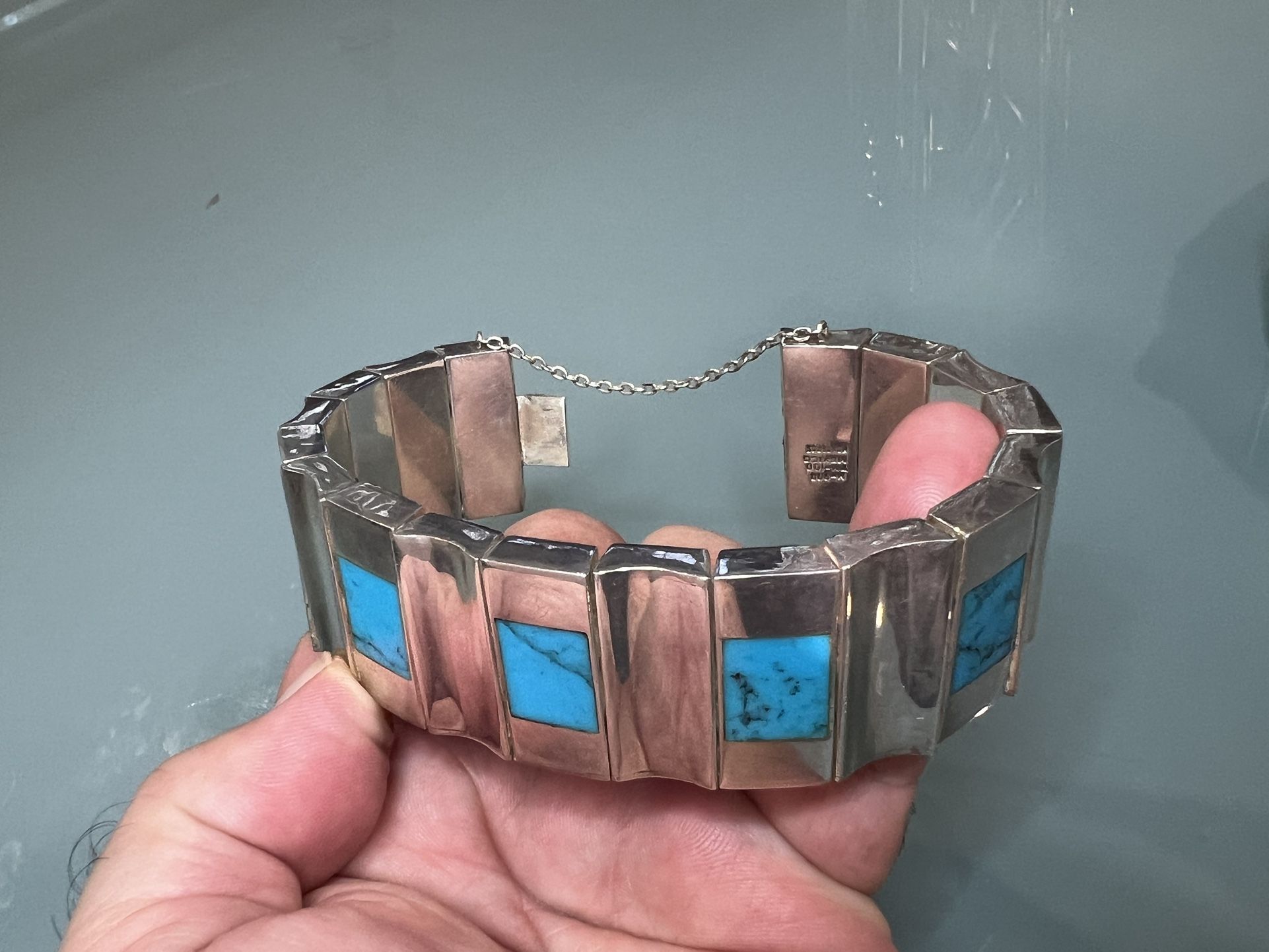 “Rare” Navajo 5.440 OUNCES Ladies Large Sterling Silver Blue Turquoise Cuff Bracelet “W@W”