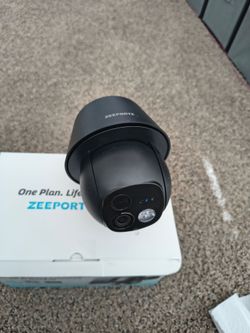 Zeeporte security camera Solar