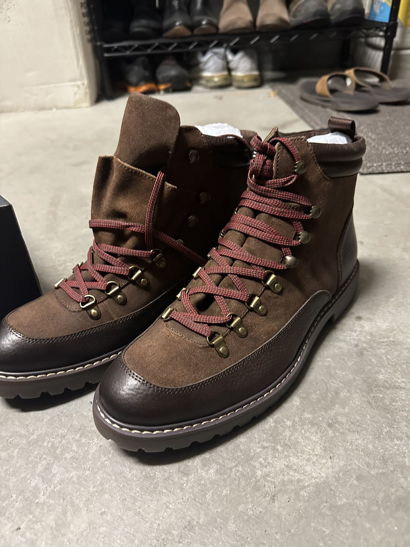 Banana republic alpine boots