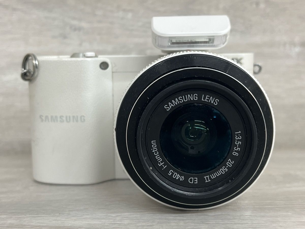 Samsung NX1100 Mirrorless Digital Camera 20.3MP + 20-50mm Lens No Charger (PO1022071)