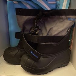 Snow Boots 