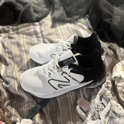 New Balance Men’s 9 Sneakers