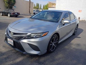 2019 TOYOTA CAMRY SE 