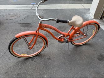 Beach cruiser bikes