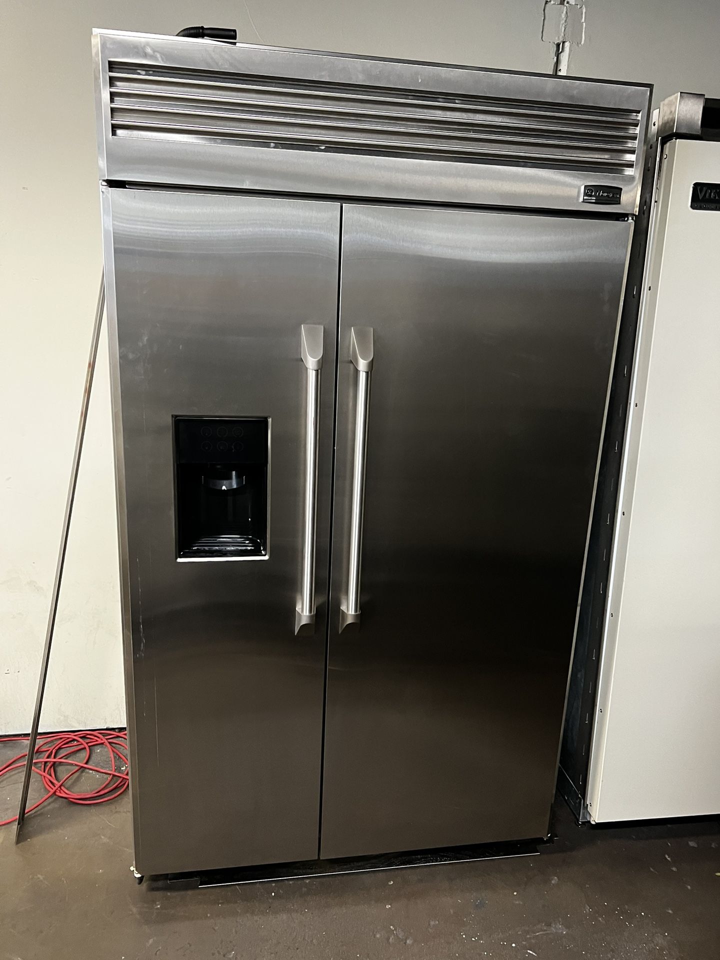 Ge Monogram 48”Wide Built In Stainless Steel Side By Side Refrigerator 