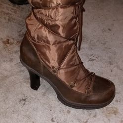 Brown Fur Lined Insulated Boots