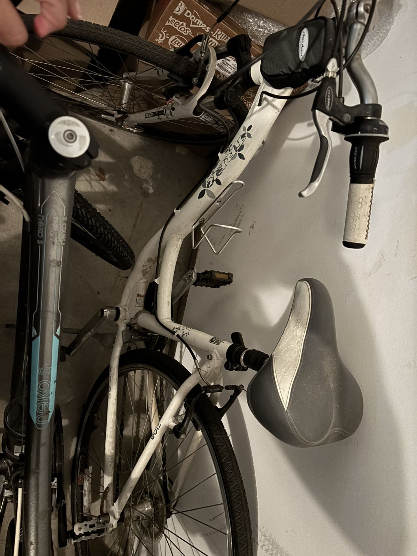 Trek 7100 Women’s Hybrid Bike