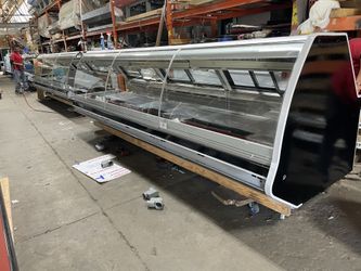 32’ Service Meat Case Curved Glass