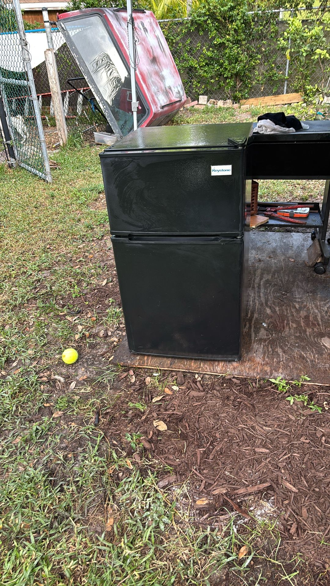 Keystone Miniature Refrigerator/Freezer Go To Descriptions For Further Information