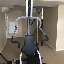 Precor Salana universal Gym