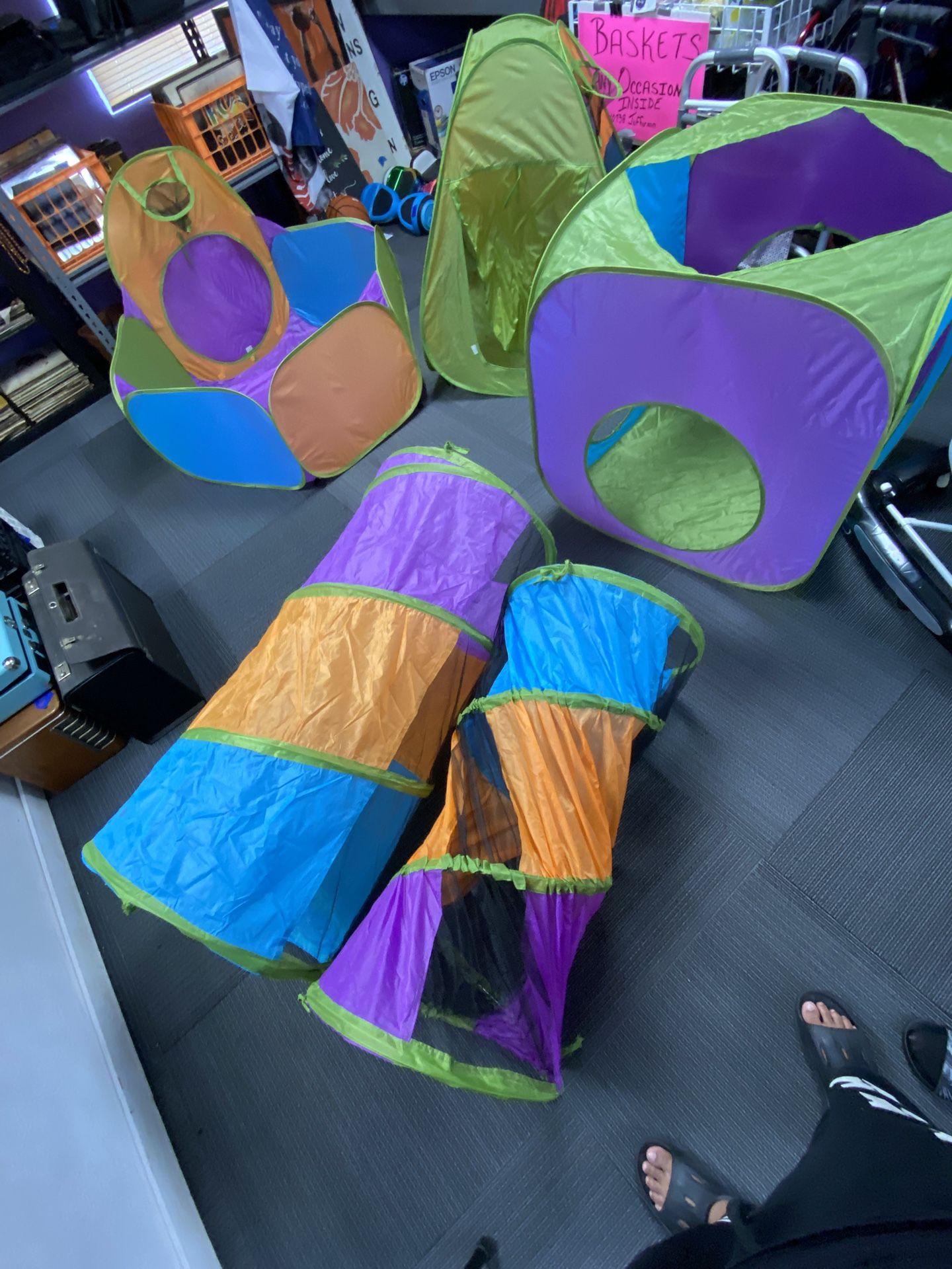 Playz 5-Piece Kids Pop up Play Tent Crawl Tunnel and Ball Pit with Basketball Hoop  