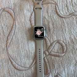 Apple Watch Series 4 