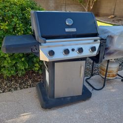 Master Forge Propane Grill With Full Propane