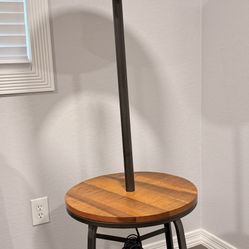Lamp With Table