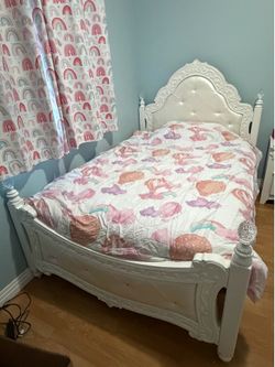 Girls Bedroom Set