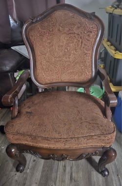 North Shore Showood Accent Chair