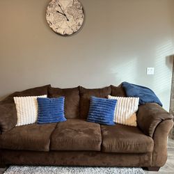 Great brown couch 