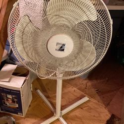 Standing 42” Adjustable Fan 