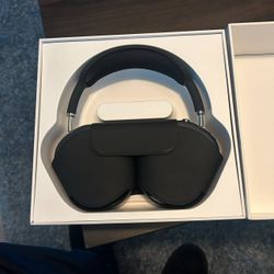 Air Pod Max Space Grey