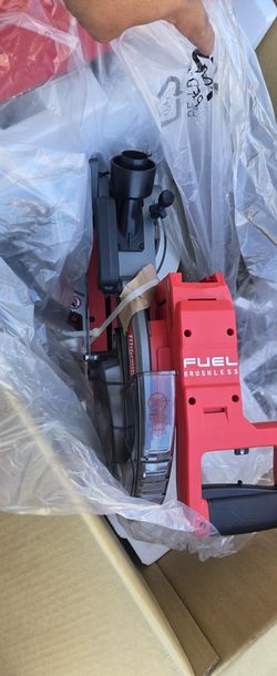 Milwokee meter saw  one key