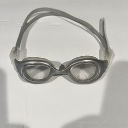 SILVER SWIM GOGGLES