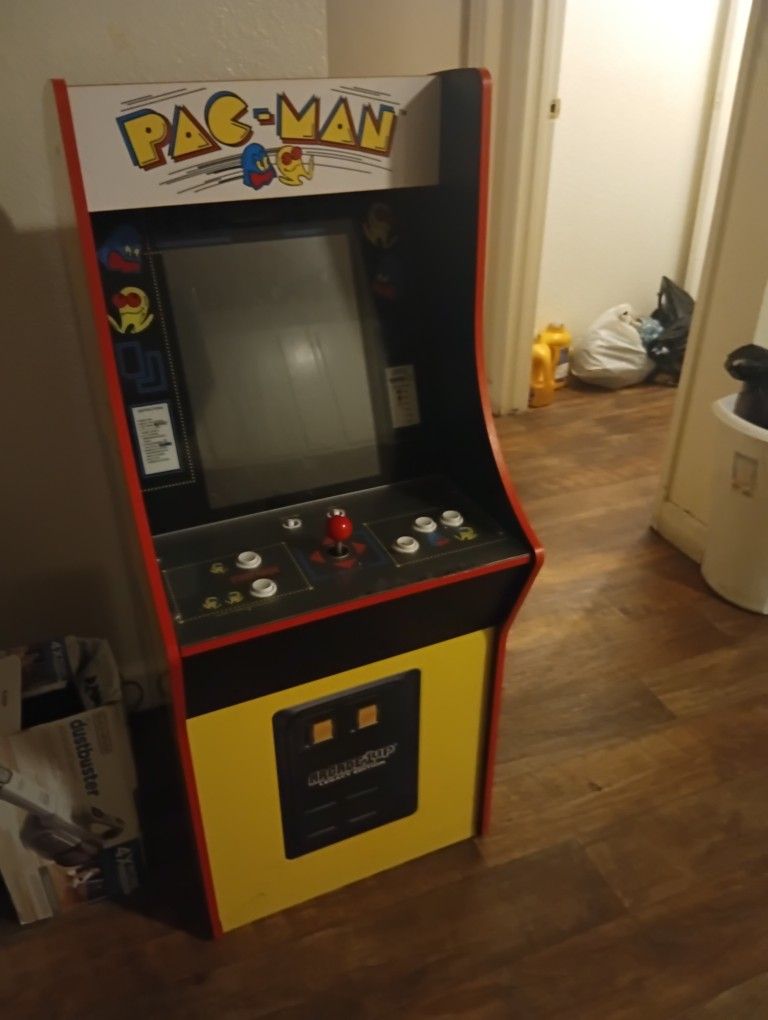 Pac-Man Machine